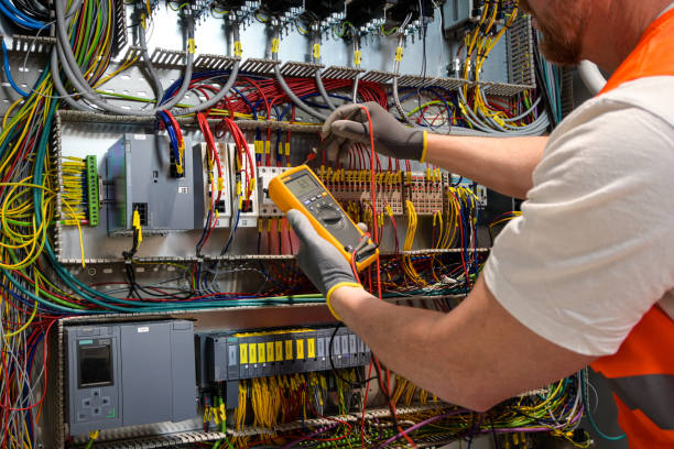 Best Emergency Electrical Repair  in Visalia, CA